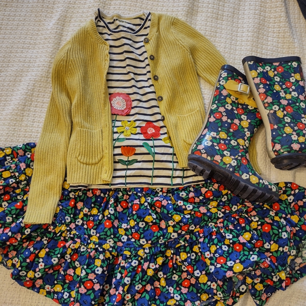 Mini boden bundle skirt,2- tops, cardigan Only No Boots!